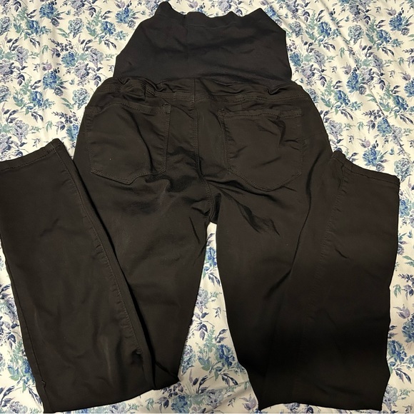 Maternity Jean - Picture 2 of 3